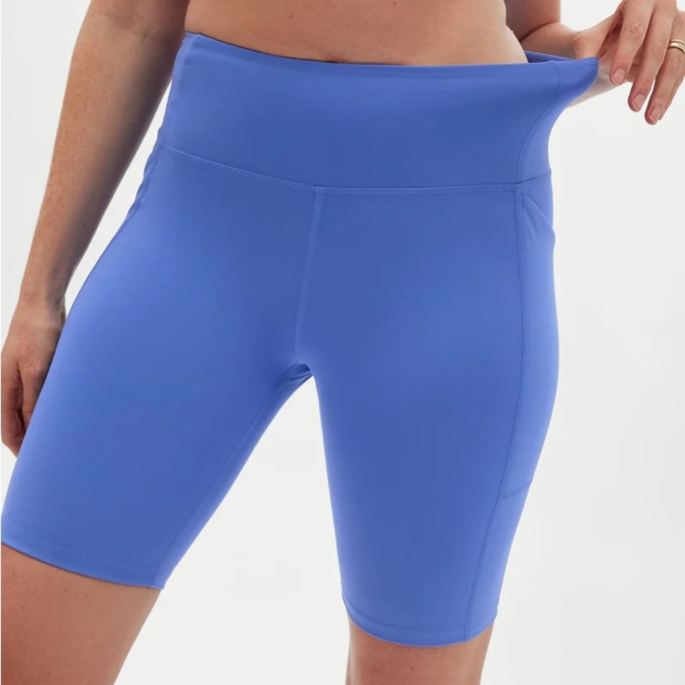 Girlfriend Collective Prism High-Rise Pocket Bike Short - size small
